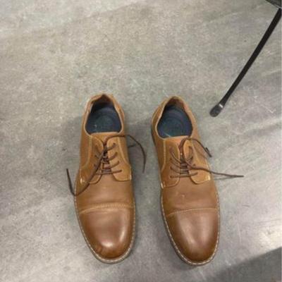 Nun Bush Men’s Wedding Oxfords Size 9