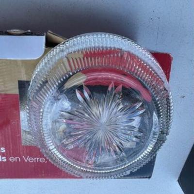 8 Piece Set of Glass Bowls