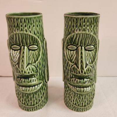 Lot #170 Pair of vintage Tiki Mugs from the Huki Lau bar - Metairie, LA