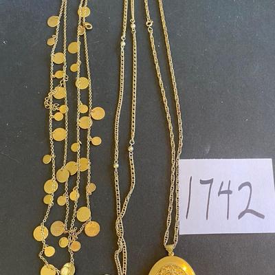 Necklace Lot