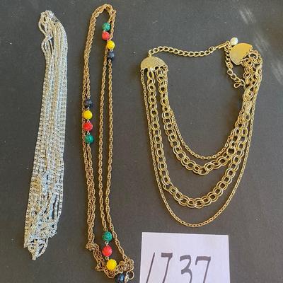 Necklace Lot