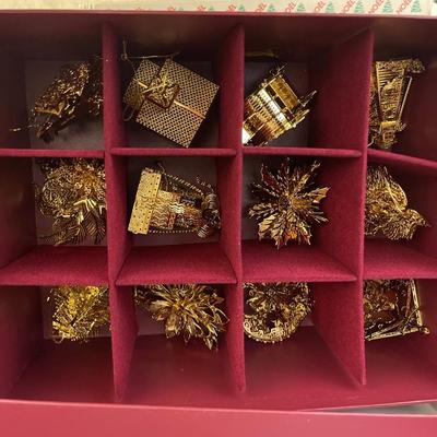 2007 Danbury Mint Gold Christmas Ornament Collection