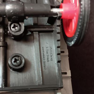 3 SCALED MODELS OF ANTIQUE VEHICLES