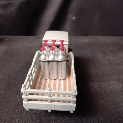 3 SCALED MODELS OF ANTIQUE VEHICLES