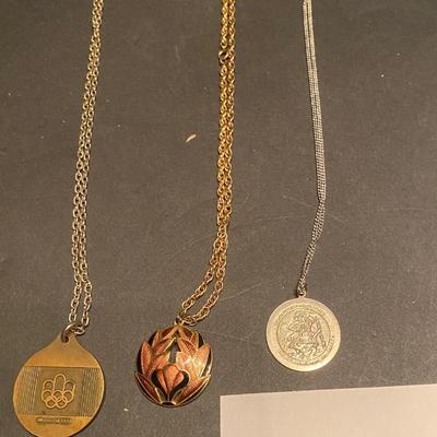Necklace Lot