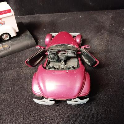 2 DIE-CAST MODEL VEHICLES