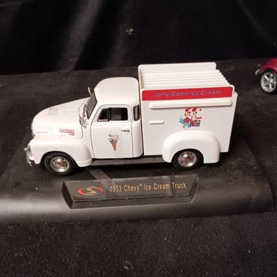 2 DIE-CAST MODEL VEHICLES