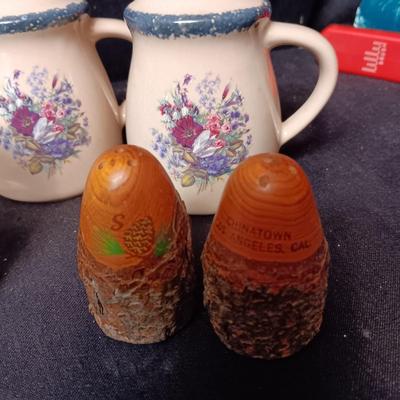 SALT & PEPPER SHAKERS