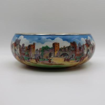 New Hall Pottery Tower of London Fruit Bowl (See Details)