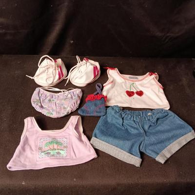 BUILD-A-BEAR CLOTHES AND SHOES