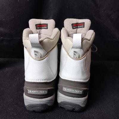 LIKE NEW WOMEN'S THE NORTH FACE WATERPROOF INSULATED BOOTS