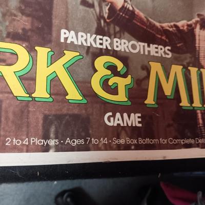 MORK & MINDY BOARD GAME AND LIKE NEW OUIJA BOARD