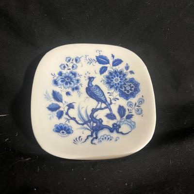 Crown Ducal & More Fine China (DR-MG)