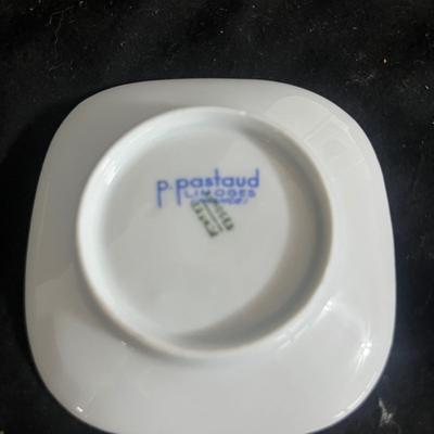 Crown Ducal & More Fine China (DR-MG)