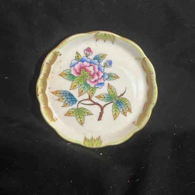 Crown Ducal & More Fine China (DR-MG)