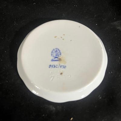 Crown Ducal & More Fine China (DR-MG)