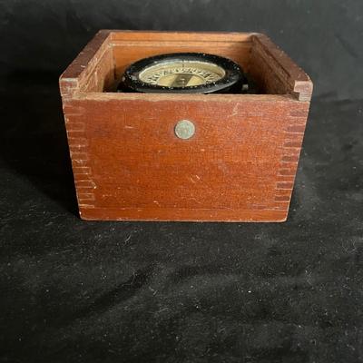 Wilcox, Crittenden & Co. Compass (DR-MG)