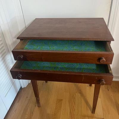 Wooden Knobbed Rectangular Side Table (DR-MG)
