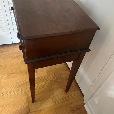 Wooden Knobbed Rectangular Side Table (DR-MG)