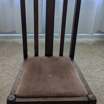 English gate leg table table and 4 chairs