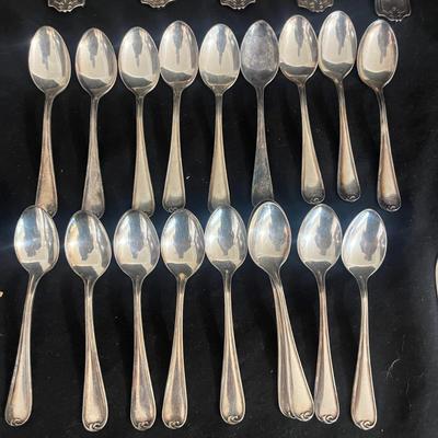 H & ES Co. Flatware With Wooden Box & More Flatware (DR-MG)