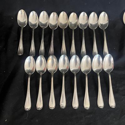 H & ES Co. Flatware With Wooden Box & More Flatware (DR-MG)