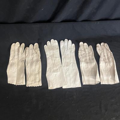 Vintage Long White Leather Gloves & Regular Sized Leather Gloves (DR-MG)