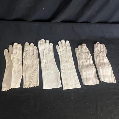 Vintage Long White Leather Gloves & Regular Sized Leather Gloves (DR-MG)