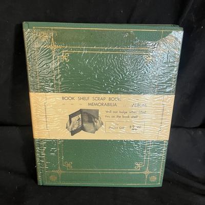 Scrap Books & More (DR-MG)