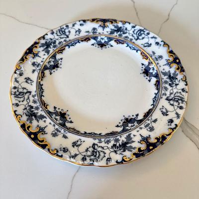 Leighton English Blue Plate
