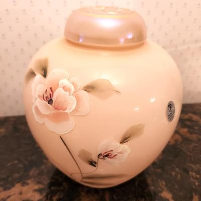 Lot #190 Fenton Art Glass GInger Jar - 2002 Glass Messenger exclusive