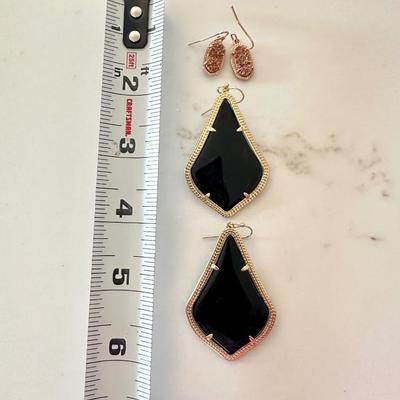 2 pair of Kendra Scott earrings