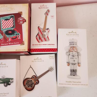Lot of 7 Hallmark Keepsake Christmas Tree ornaments