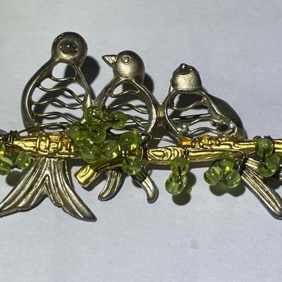 Vintage BIRDS on a Grape Branch Metallic Finished Fashion Pin in VG Preowned Condition.