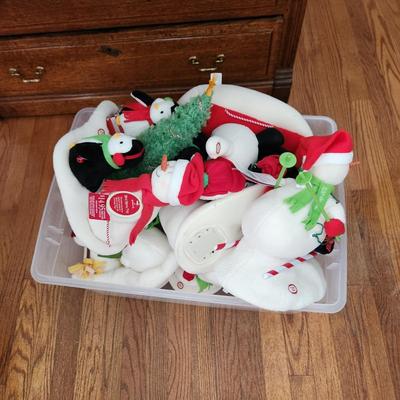 Tote Full of Christmas Winter Snowman Musical Animated Hallmark Jingle Pals