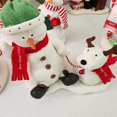 Tote Full of Christmas Winter Snowman Musical Animated Hallmark Jingle Pals