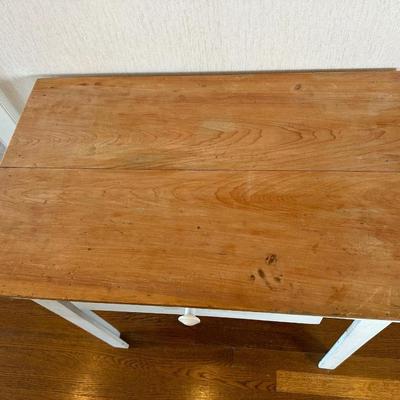 White Painted Wood One Drawer Accent Table