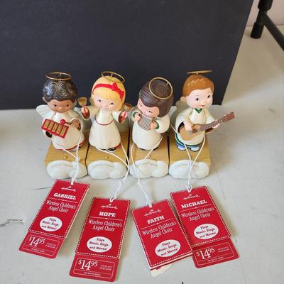 Lot of 4 Hallmark Wireless Children's Angel Choir