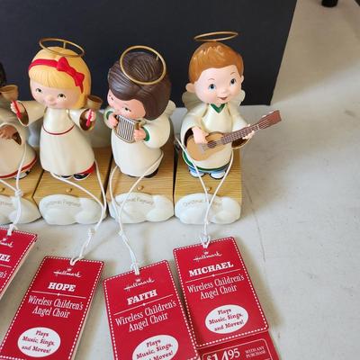 Lot of 4 Hallmark Wireless Children's Angel Choir