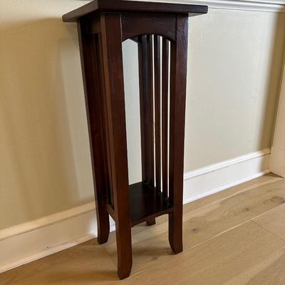 Wood Pedestal/Flower Stand