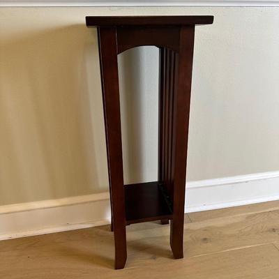 Wood Pedestal/Flower Stand