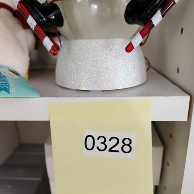 Christmas Decor Lot Hallmark Caroling Snowmen
