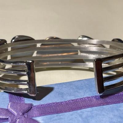 Jay King (DTR) Heavy Sterling Silver New Never Used Fashion Lapis Cuff Bracelet Size for a 7.5" Wrist Preowned from an Estate.