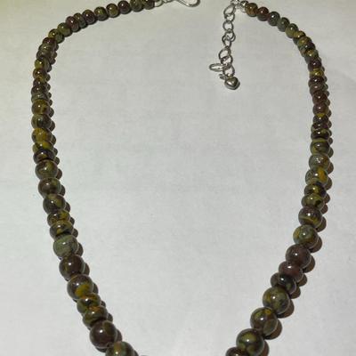 Jay King (DTR) Sterling Silver New Never Used Fashion Olive Green Color Bead Necklace w/Sterling Pendant 18-20" Adjustable Preowned...