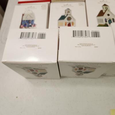 Lot Hallmark Keepsake Magic Lighthouses Houses Churches