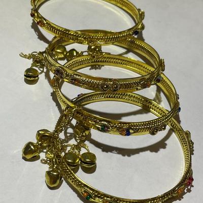 4-Vintage Indian Gold-tone Color Wedding Bangle Bracelets Preowned from an Estate in Good Preowned Condition.