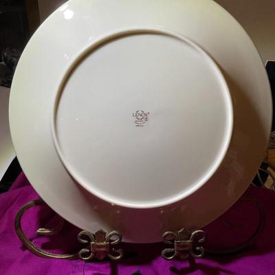 Vintage Lenox Special Edition Ducks in Flight 10.5" Dinner Plate in Excellent Condition. (Plate #1).