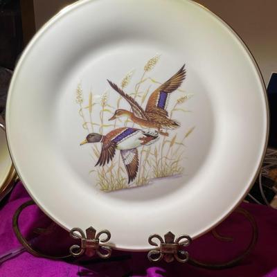 Vintage Lenox Special Edition Ducks in Flight 10.5" Dinner Plate in Excellent Condition. (Plate #3).