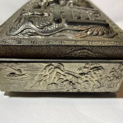 Vintage Asian Silver-toned Metal Dragon Hinged Trinket Box in VG Preowned Condition as Pictured.