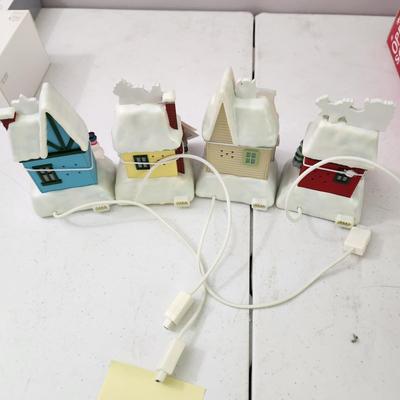 Lot of 4 Hallmark Caroling Cottages